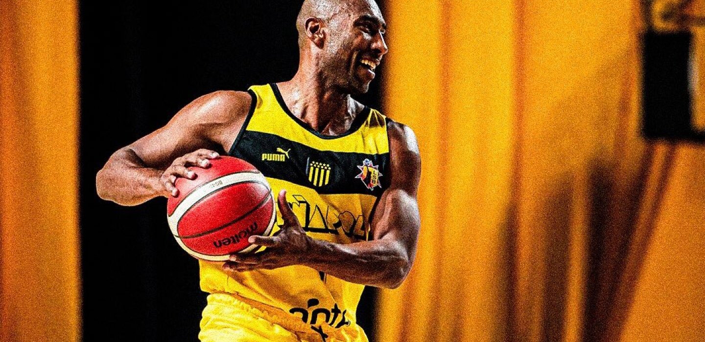 Pe arol debut ganando de local en la Liga Sudamericana de b squet